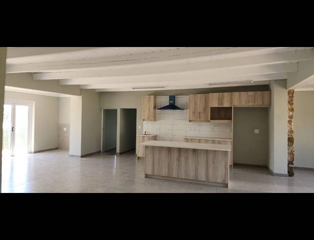 3 BEDROOM HOUSE FOR SALE IN ALBERTINIA